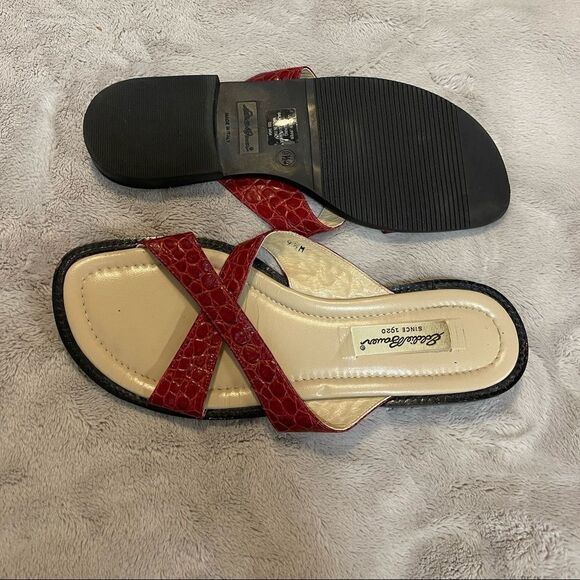 Eddie Bauer made in italy slip on sandal - Picture 1 of 6